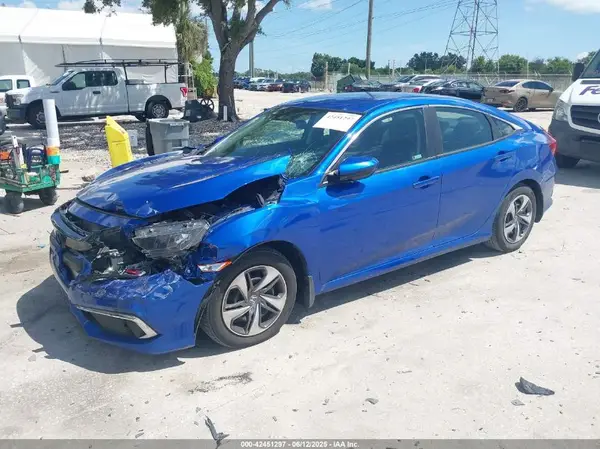 19XFC2F62LE026815 2020 HONDA CIVIC - Image 2