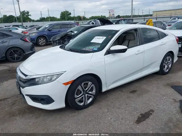 19XFC2F63GE049767 2016 HONDA CIVIC - Image 2