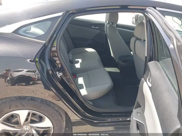 19XFC2F63KE000495 2019 HONDA CIVIC - Image 8