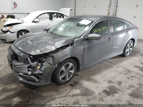 19XFC2F63KE012856 2019 HONDA CIVIC - Image 2