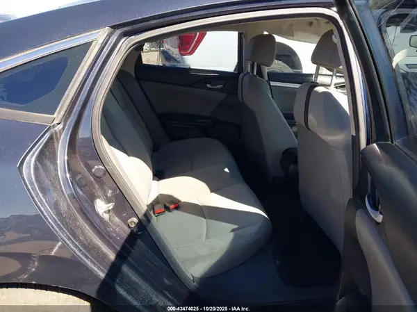 19XFC2F63KE015062 2019 HONDA CIVIC - Image 8