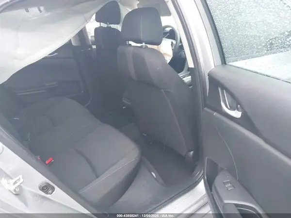 19XFC2F63KE015630 2019 HONDA CIVIC - Image 8