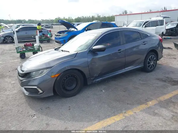 19XFC2F63KE015689 2019 HONDA CIVIC - Image 2