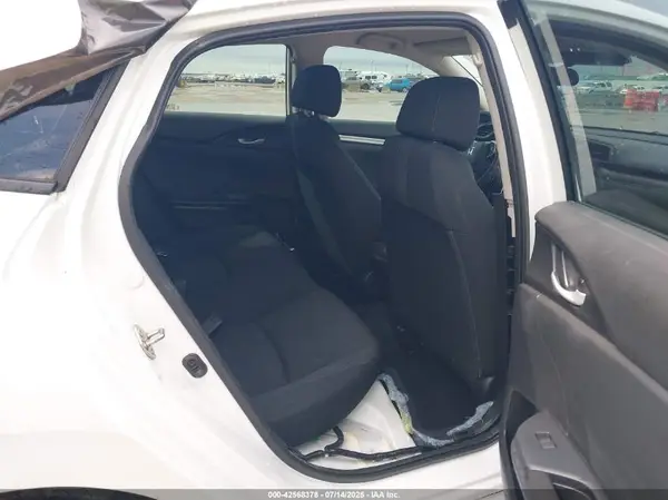 19XFC2F63KE021850 2019 HONDA CIVIC - Image 8