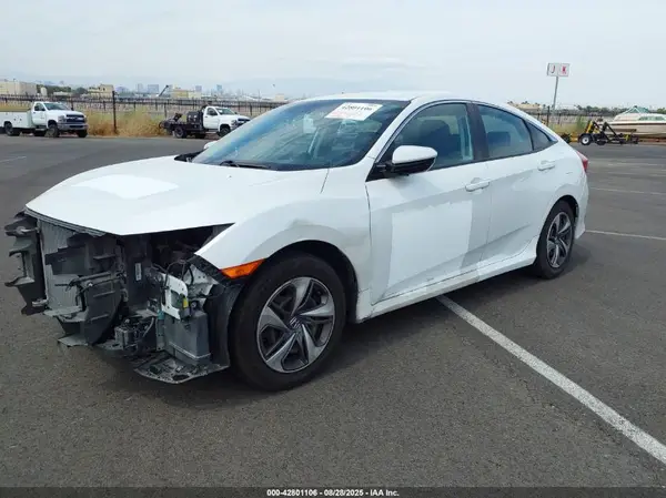 19XFC2F63KE030421 2019 HONDA CIVIC - Image 2