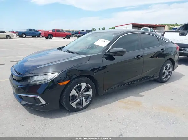 19XFC2F63KE034775 2019 HONDA CIVIC - Image 2