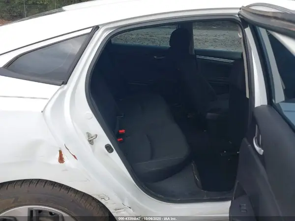 19XFC2F63KE041516 2019 HONDA CIVIC - Image 8