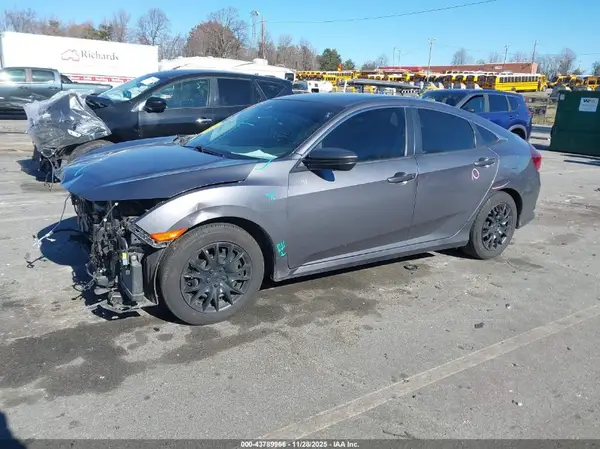 19XFC2F63KE047123 2019 HONDA CIVIC - Image 2