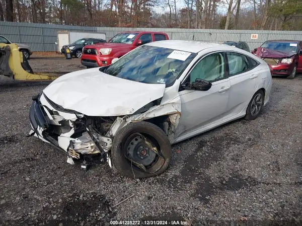 19XFC2F63KE203225 2019 HONDA CIVIC - Image 2