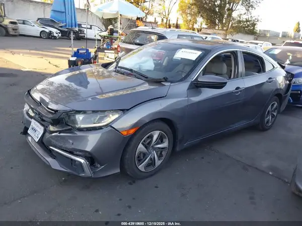 19XFC2F63KE204164 2019 HONDA CIVIC - Image 2
