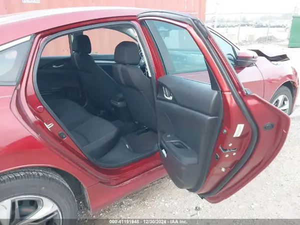 19XFC2F64KE026796 2019 HONDA CIVIC - Image 8