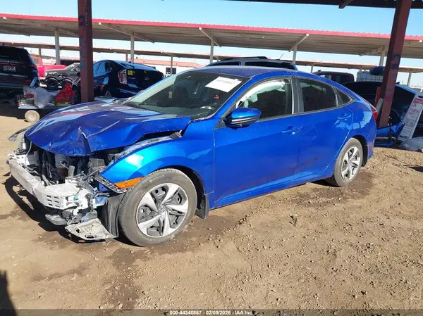 19XFC2F64KE045218 2019 HONDA CIVIC - Image 2