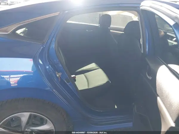 19XFC2F64KE045218 2019 HONDA CIVIC - Image 8