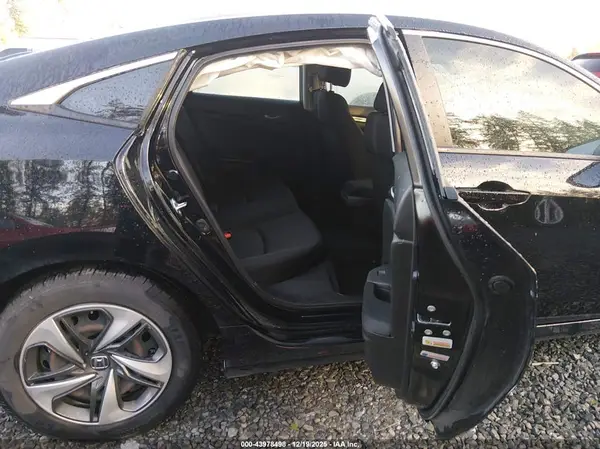 19XFC2F64KE208580 2019 HONDA CIVIC - Image 8