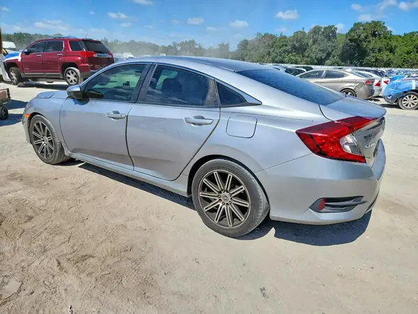 19XFC2F64LE017520 2020 HONDA CIVIC - Image 2