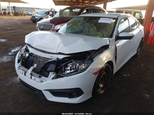 19XFC2F65JE037126 2018 HONDA CIVIC - Image 2