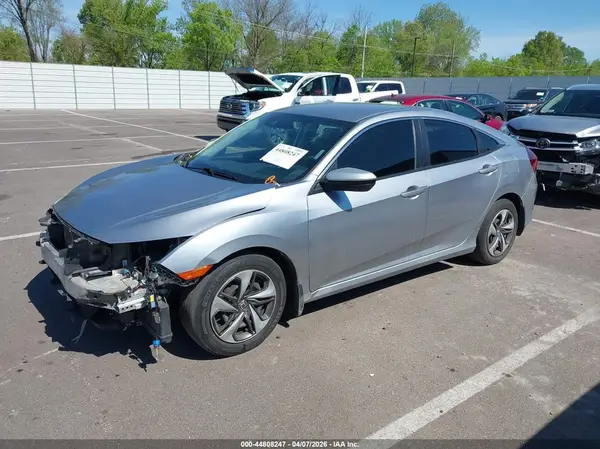 19XFC2F65KE003155 2019 HONDA CIVIC - Image 2