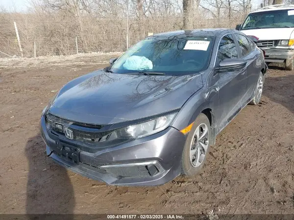 19XFC2F65KE013829 2019 HONDA CIVIC - Image 2