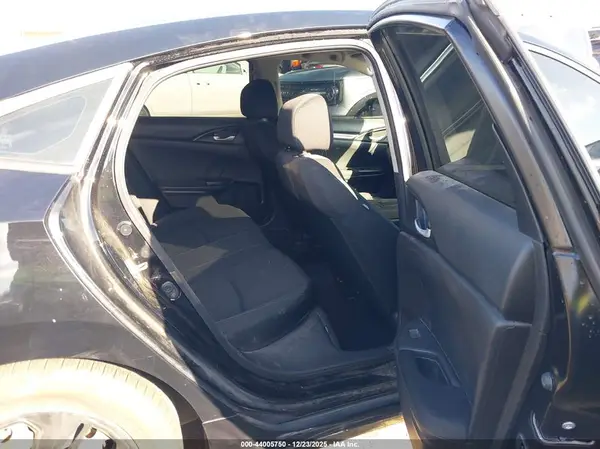 19XFC2F65KE016794 2019 HONDA CIVIC - Image 8