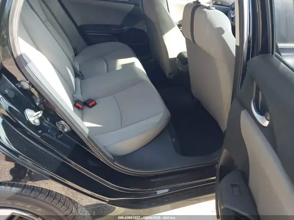 19XFC2F65KE023275 2019 HONDA CIVIC - Image 8