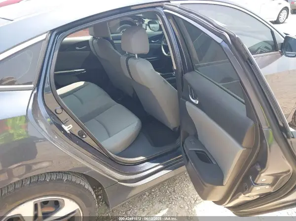 19XFC2F65KE023339 2019 HONDA CIVIC - Image 8