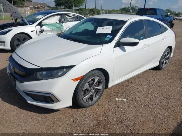 19XFC2F65KE032221 2019 HONDA CIVIC - Image 2