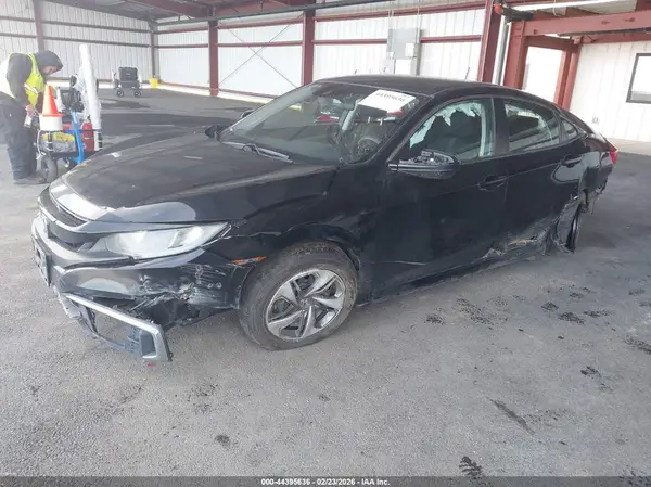 19XFC2F65KE200679 2019 HONDA CIVIC - Image 2