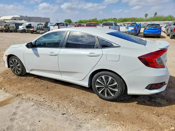 19XFC2F65LE006705 2020 HONDA CIVIC - Image 2