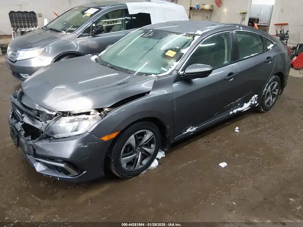 19XFC2F66KE004704 2019 HONDA CIVIC - Image 2