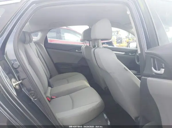 19XFC2F66KE014892 2019 HONDA CIVIC - Image 8