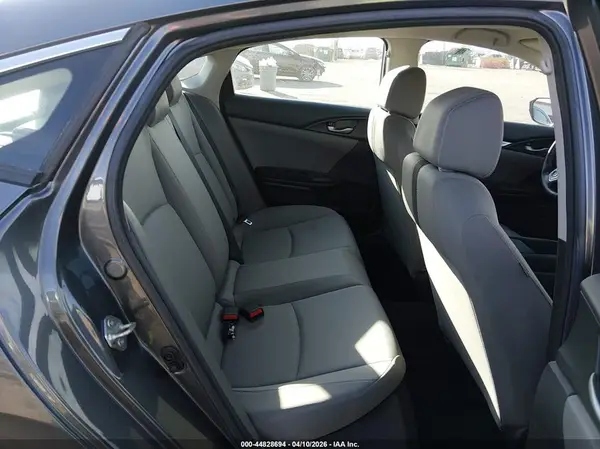 19XFC2F66KE020398 2019 HONDA CIVIC - Image 8