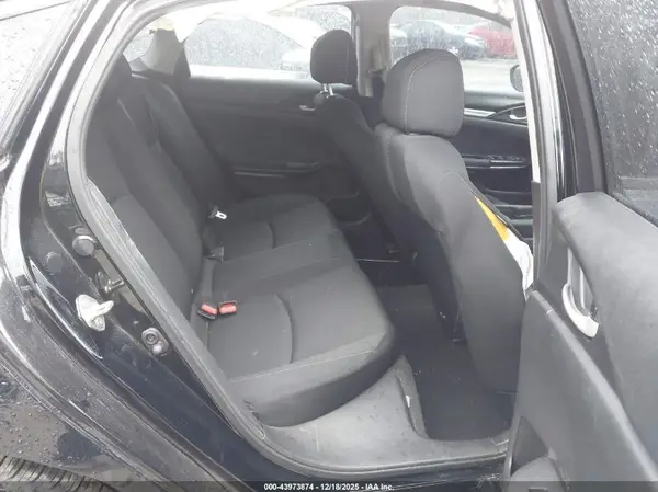 19XFC2F66KE021115 2019 HONDA CIVIC - Image 8
