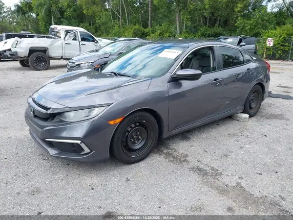 19XFC2F66KE041462 2019 HONDA CIVIC - Image 2