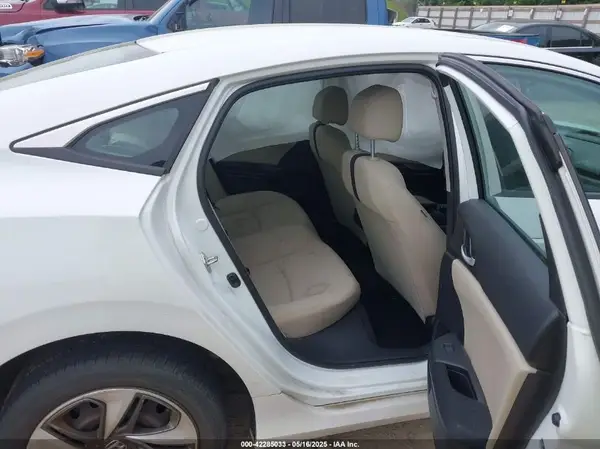 19XFC2F66LE021813 2020 HONDA CIVIC - Image 8