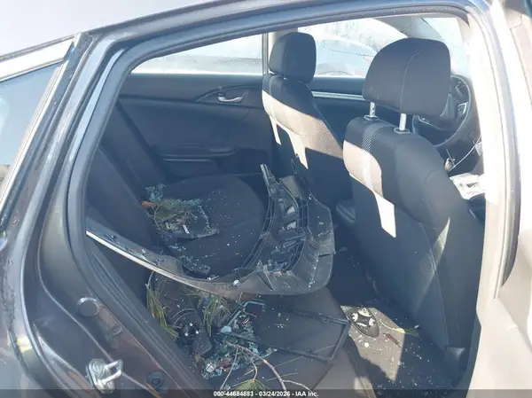 19XFC2F67GE219550 2016 HONDA CIVIC - Image 8