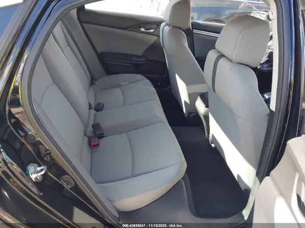 19XFC2F67KE004159 2019 HONDA CIVIC - Image 8