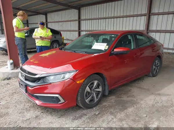 19XFC2F67KE004677 2019 HONDA CIVIC - Image 2