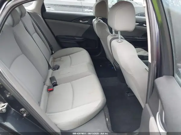 19XFC2F67KE004758 2019 HONDA CIVIC - Image 8