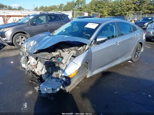 19XFC2F67KE006610 2019 HONDA CIVIC - Image 2