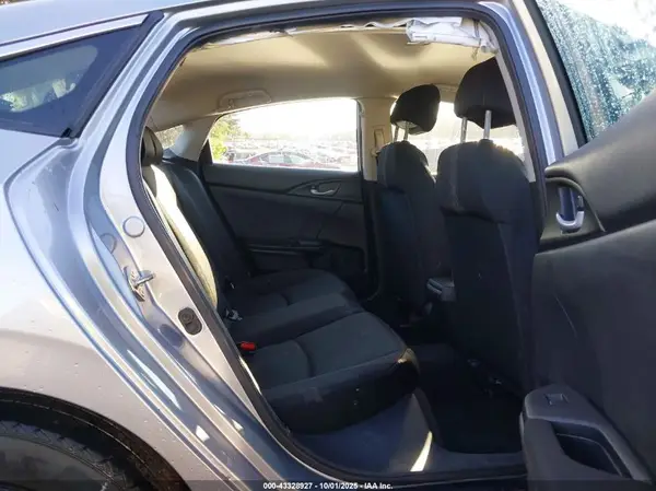 19XFC2F67KE006610 2019 HONDA CIVIC - Image 8