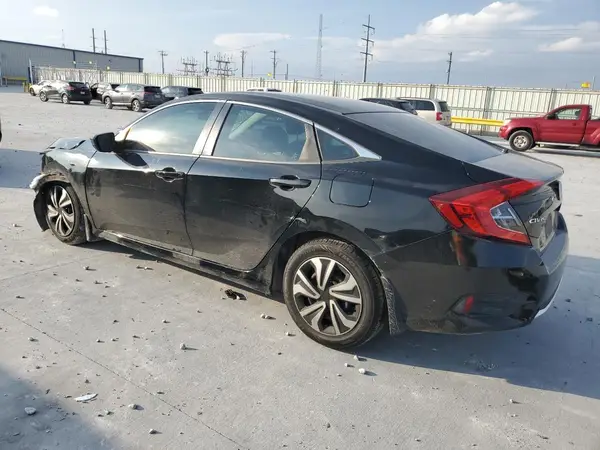 19XFC2F67KE006803 2019 HONDA CIVIC - Image 2