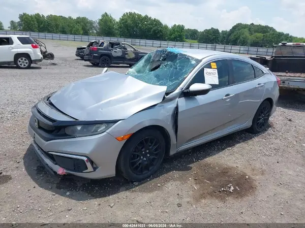 19XFC2F67KE008549 2019 HONDA CIVIC - Image 2