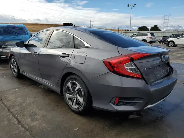 19XFC2F67KE011709 2019 HONDA CIVIC - Image 2