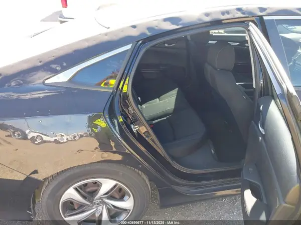 19XFC2F67KE019244 2019 HONDA CIVIC - Image 8