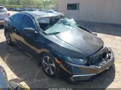 19XFC2F67KE023116 2019 HONDA CIVIC