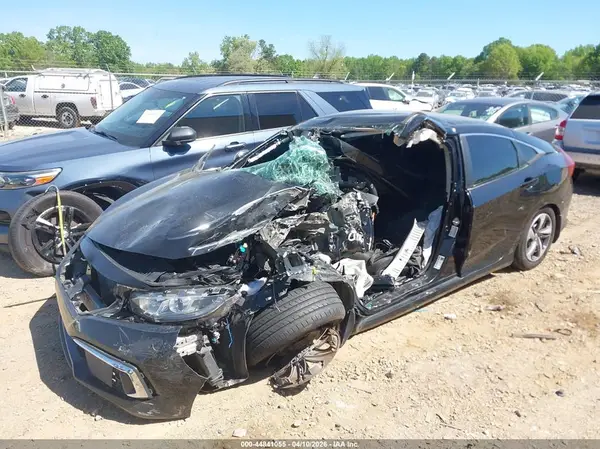 19XFC2F67KE023116 2019 HONDA CIVIC - Image 2