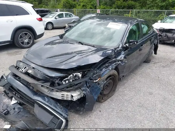 19XFC2F67KE028879 2019 HONDA CIVIC - Image 2