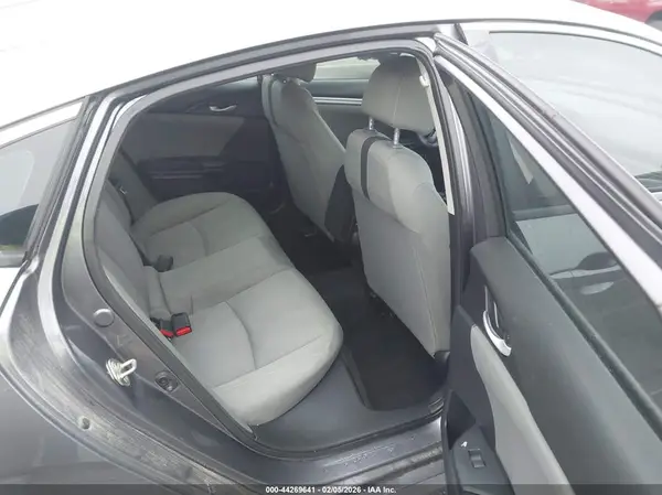 19XFC2F67KE029563 2019 HONDA CIVIC - Image 8