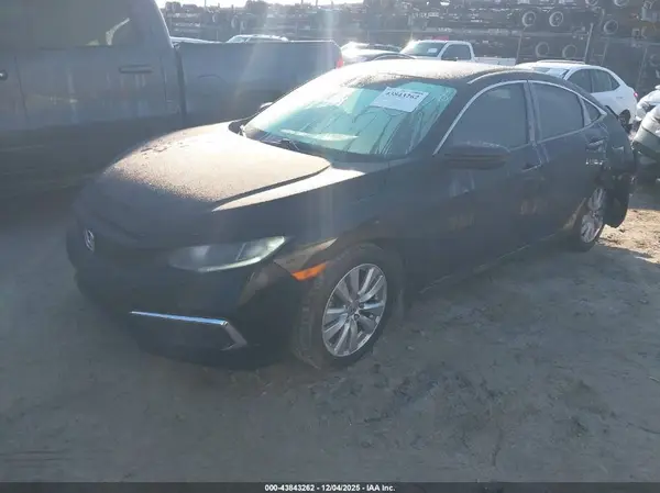 19XFC2F67KE030938 2019 HONDA CIVIC - Image 2