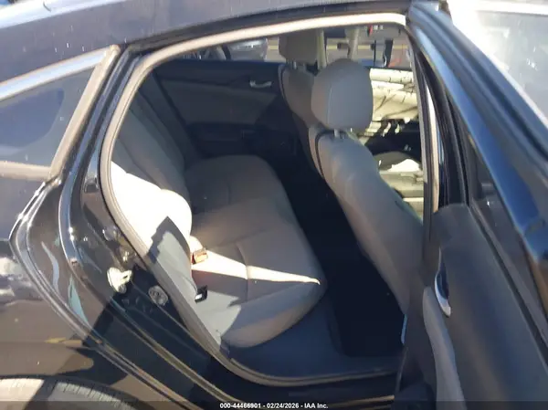 19XFC2F67KE042958 2019 HONDA CIVIC - Image 8